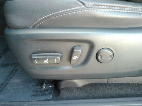 Used 2023 Toyota 4Runner SR5 Premium w/ Moonroof Package image 13