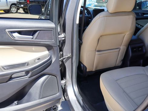 Used 2022 Ford Edge SE AWD/4WD image 12