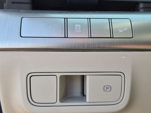 Certified 2026 Hyundai Kona SEL Sport FWD image 15