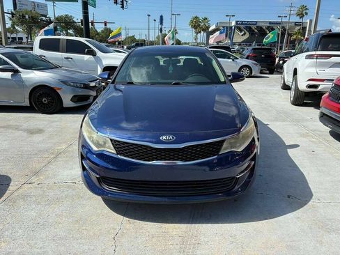Used 2017 Kia Optima LX FWD image 1