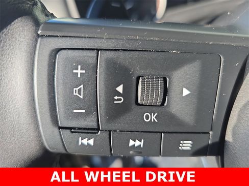 Used 2024 Nissan Rogue SV w/ SV Premium Package image 17