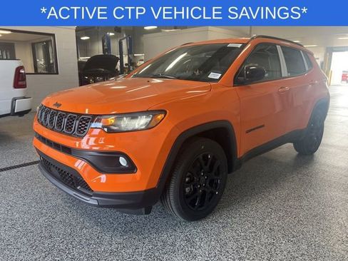 New 2026 Jeep Compass Latitude image 3