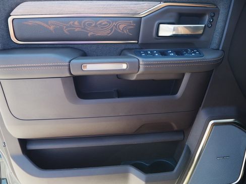 New 2025 RAM 3500 Longhorn image 28