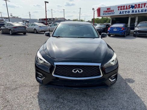 Used 2019 INFINITI Q50 Luxe w/ Essential Package (3.0T Luxe) image 2