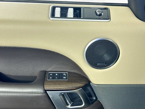 Used 2019 Land Rover Range Rover Sport HSE image 25