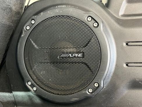 Used 2021 Jeep Wrangler Unlimited Sahara image 37