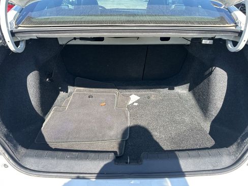 Used 2018 Honda Civic LX image 9