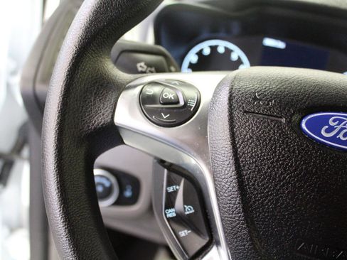 Used 2022 Ford Transit Connect XL image 9