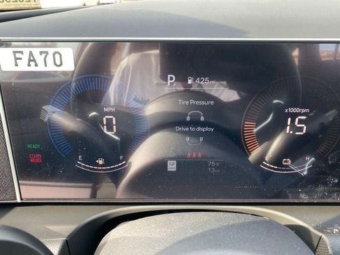 New 2026 Hyundai Tucson Blue SE image 15