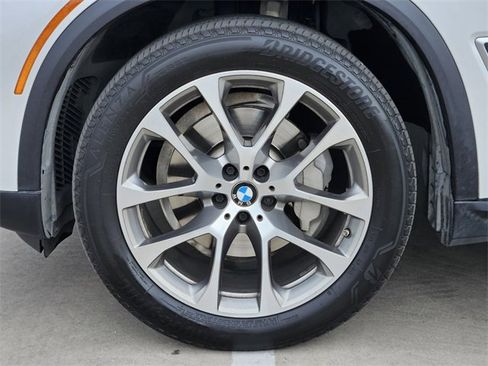 Used 2019 BMW X5 xDrive40i image 16