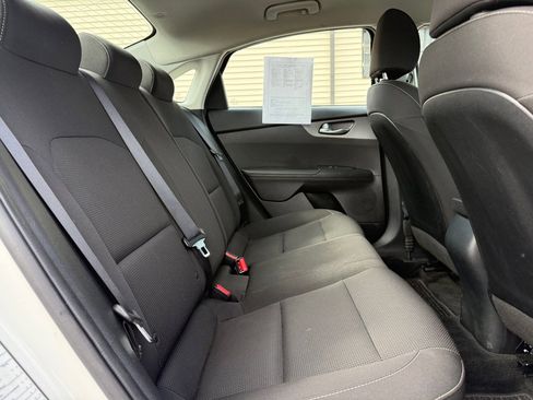 Used 2020 Kia Forte LXS image 10