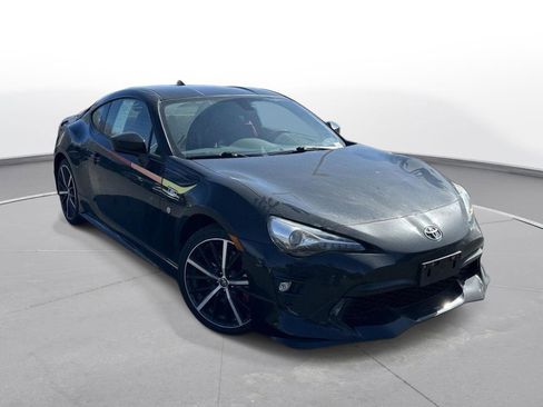 Used 2019 Toyota 86 TRD SE image 6