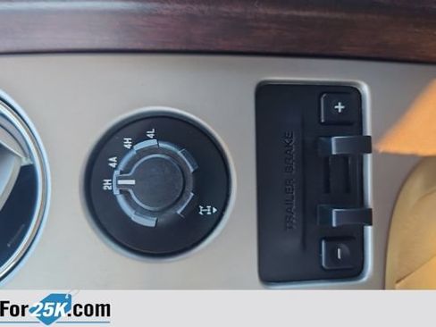 Used 2013 Ford F150 King Ranch w/ King Ranch Luxury Pkg AWD/4WD image 37