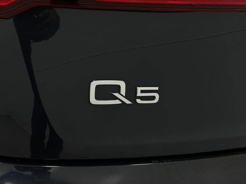 Used 2020 Audi Q5 2.0T Premium w/ Titanium Sport Package image 39