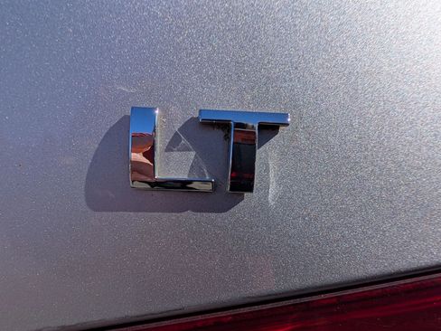 Used 2015 Chevrolet Cruze LT image 31