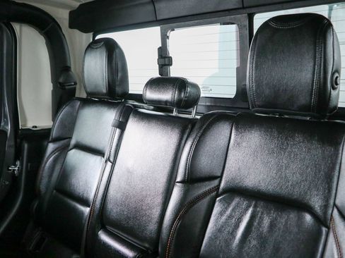 Used 2022 Jeep Gladiator Mojave w/ LED Lighting Group AWD/4WD image 25