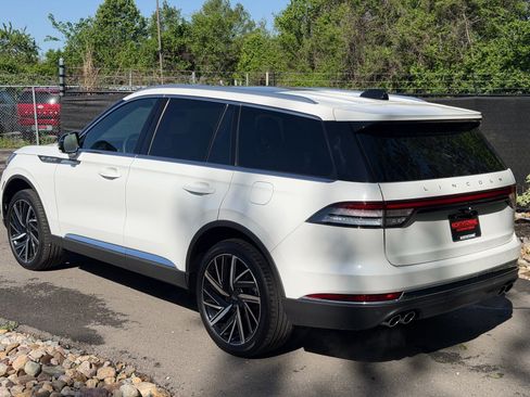 New 2026 Lincoln Aviator Reserve AWD/4WD image 3