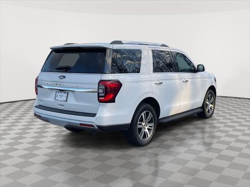 Used 2024 Ford Expedition Limited image 7