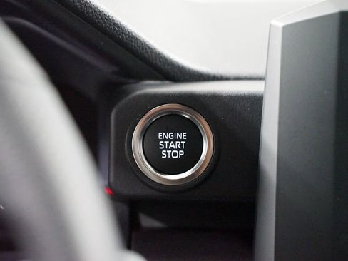 New 2026 Toyota 4Runner SR5 AWD/4WD image 19