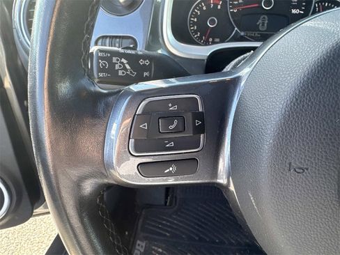 Used 2012 Volkswagen Beetle 2.5 image 33