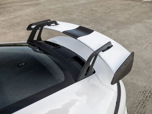 Used 2026 Porsche 911 GT3 RWD image 28