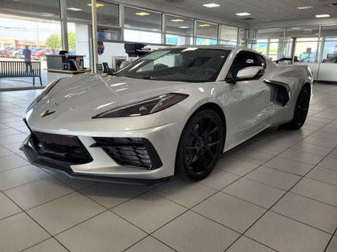 New 2027 Chevrolet Corvette Stingray Coupe w/ Z51 Performance Package RWD image 2