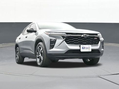 Used 2024 Chevrolet Trax RS w/ Driver Confidence Package image 50