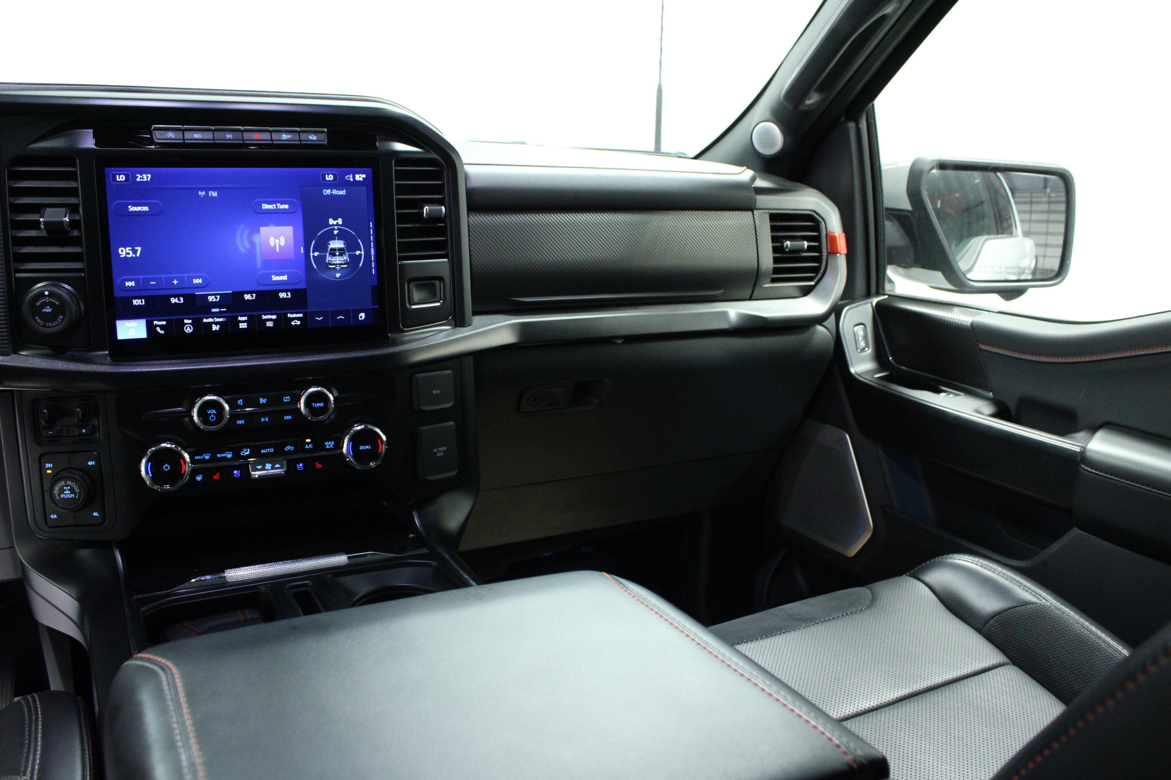 Used 2024 Ford F150 Raptor AWD/4WD image 19