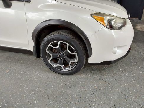 Used 2014 Subaru Crosstrek 2.0i Premium w/ Moonroof Package AWD/4WD image 23