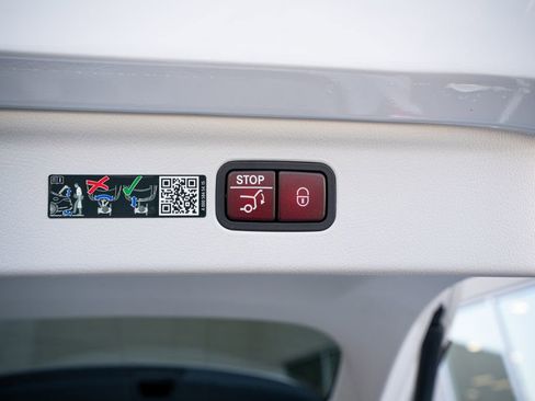 Used 2023 Mercedes-Benz EQE 350+ SUV image 53