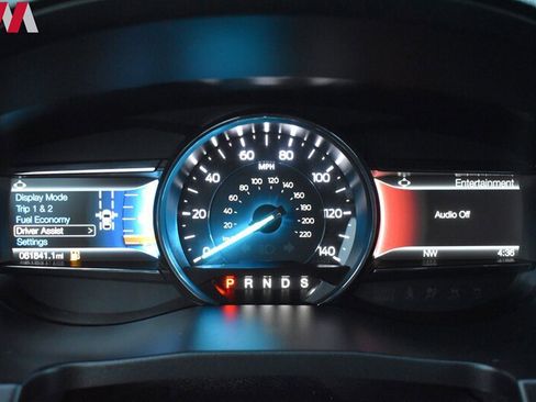 Used 2019 Ford Explorer Limited w/ Ford Safe & Smart Package AWD/4WD image 16