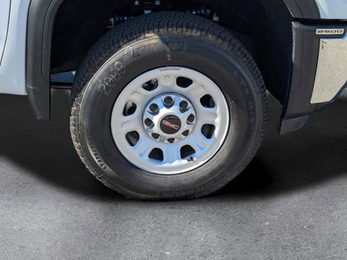 Used 2026 GMC Sierra 2500 Pro w/ 1SA Pro Safety Plus Package AWD/4WD image 6