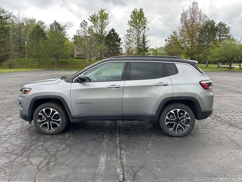 Used 2022 Jeep Compass Limited AWD/4WD image 4