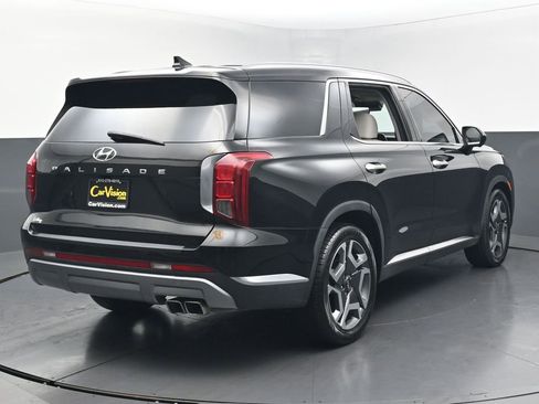 Used 2023 Hyundai Palisade Limited w/ Cargo Package FWD image 5