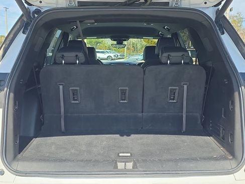 Used 2022 Chevrolet Traverse Premier image 8