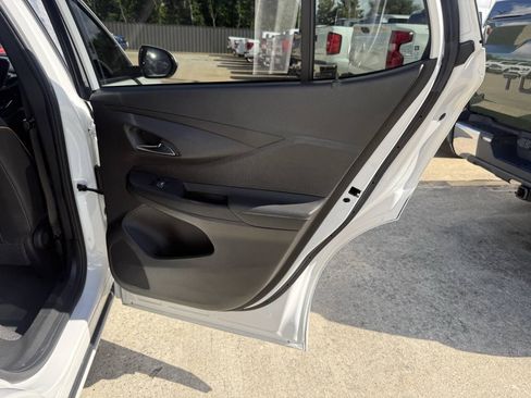 Used 2024 Buick Envista Avenir FWD image 16