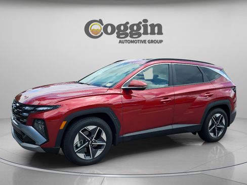 Used 2025 Hyundai Tucson SEL FWD image 1