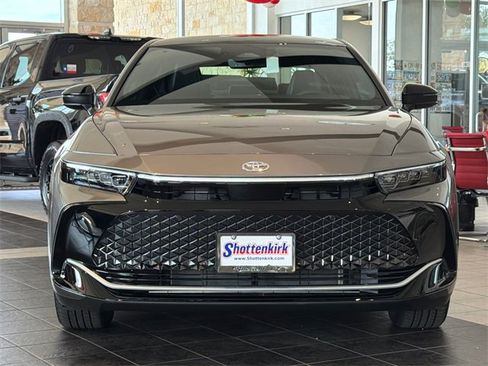 New 2026 Toyota Crown Limited image 2