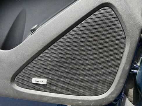Used 2022 Chevrolet Equinox RS w/ RS Leather Package FWD image 22
