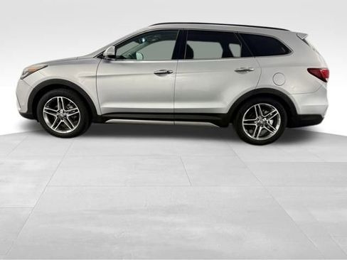 Used 2019 Hyundai Santa Fe XL image 5