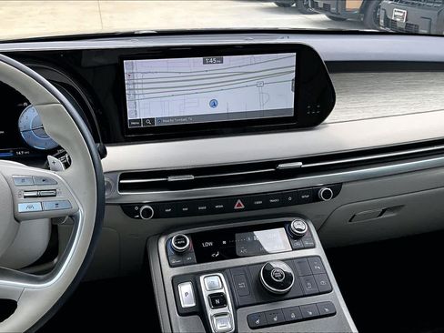 Used 2024 Hyundai Palisade Calligraphy FWD image 7