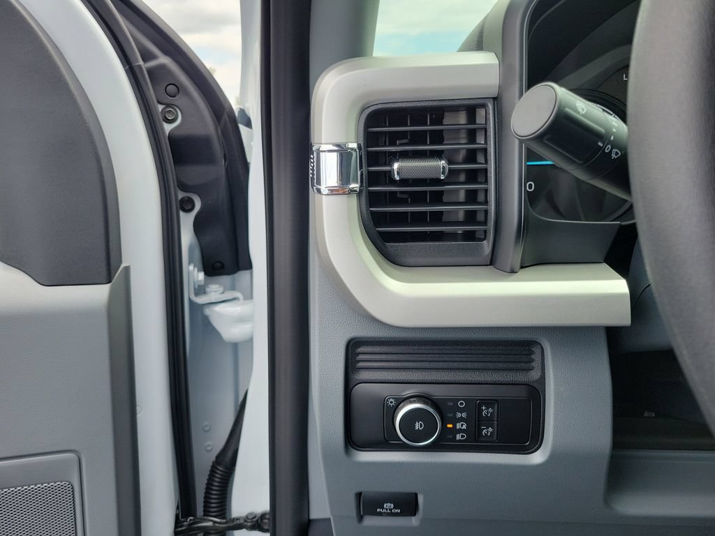 New 2026 Ford F550 4x4 Regular Cab Super Duty image 18