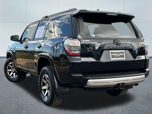 Used 2022 Toyota 4Runner TRD Off-Road Premium AWD/4WD image 35