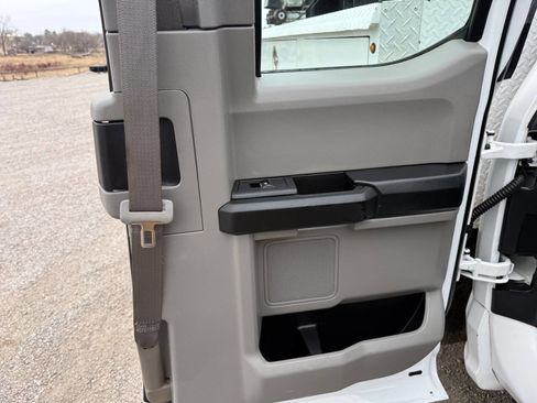 Used 2018 Ford F350 XL w/ Power Equipment Group image 31