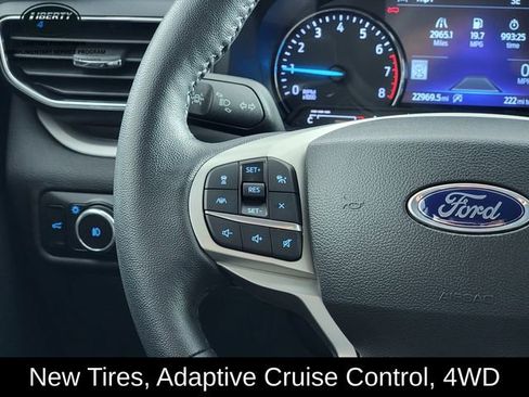 Used 2023 Ford Explorer XLT w/ Equipment Group 202A AWD/4WD image 27