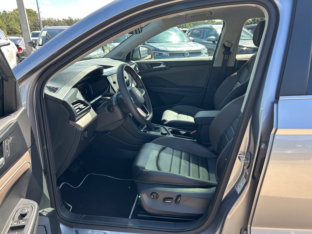 Certified 2023 Volkswagen Taos SEL AWD/4WD image 18
