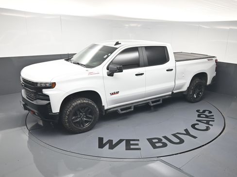 Used 2021 Chevrolet Silverado 1500 LT Trail Boss w/ Convenience Package II AWD/4WD image 29