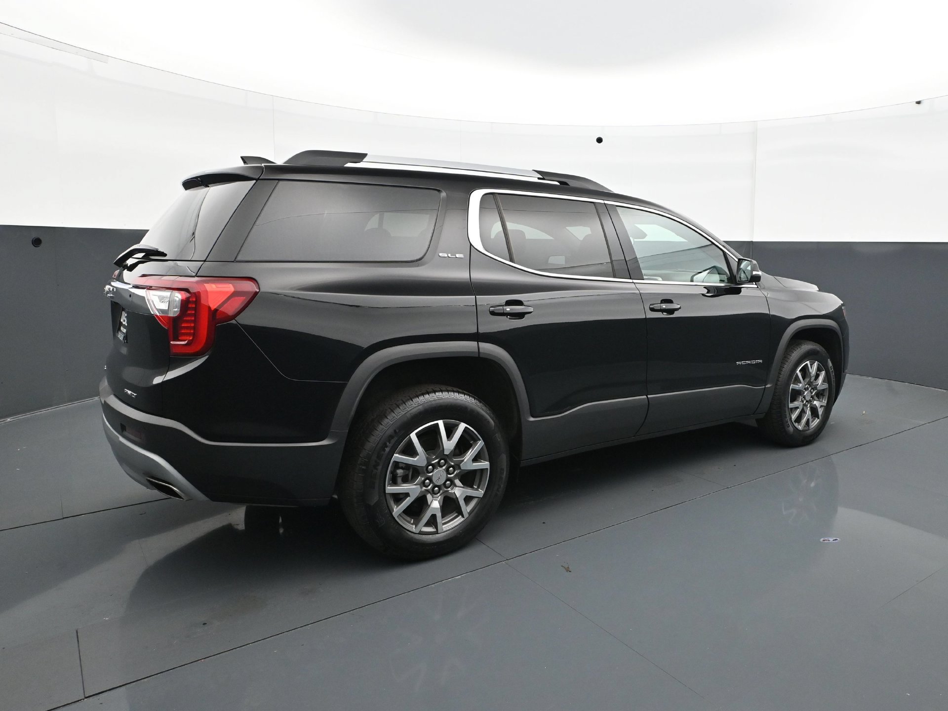 Used 2023 GMC Acadia SLE w/ Driver Convenience Package AWD/4WD image 7