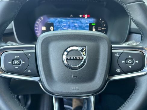Used 2023 Volvo XC40 Recharge Ultimate AWD/4WD image 26
