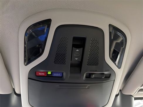 Used 2023 Subaru Outback Limited image 26